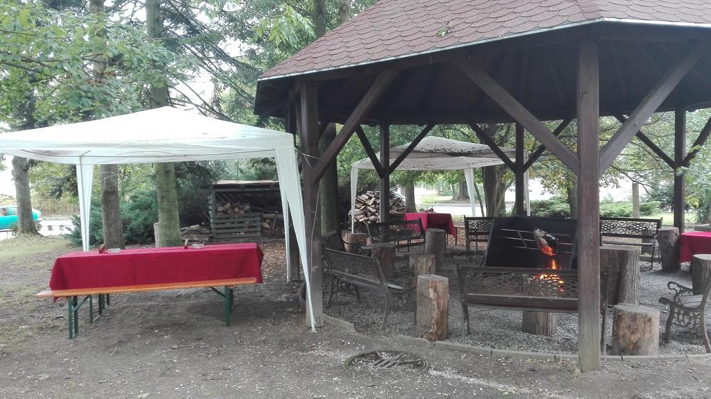 Penzion V Ráji Strakonice Esterno foto